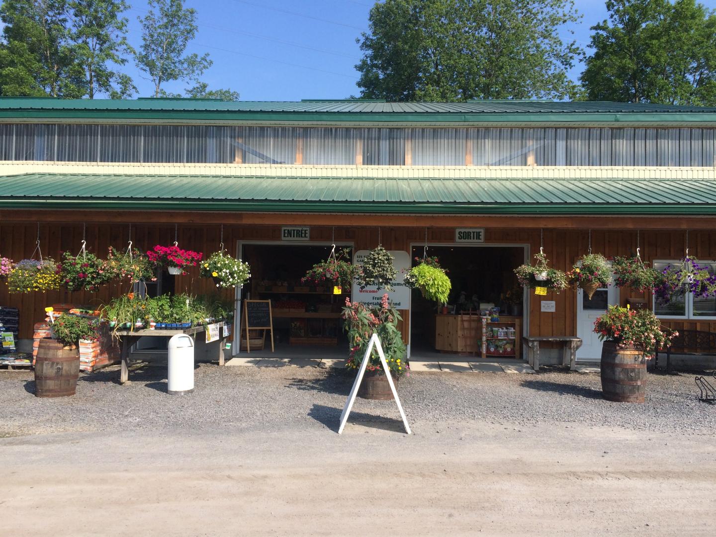 KIOSQUE DE FRUITS ET LÉGUMES Pincourt